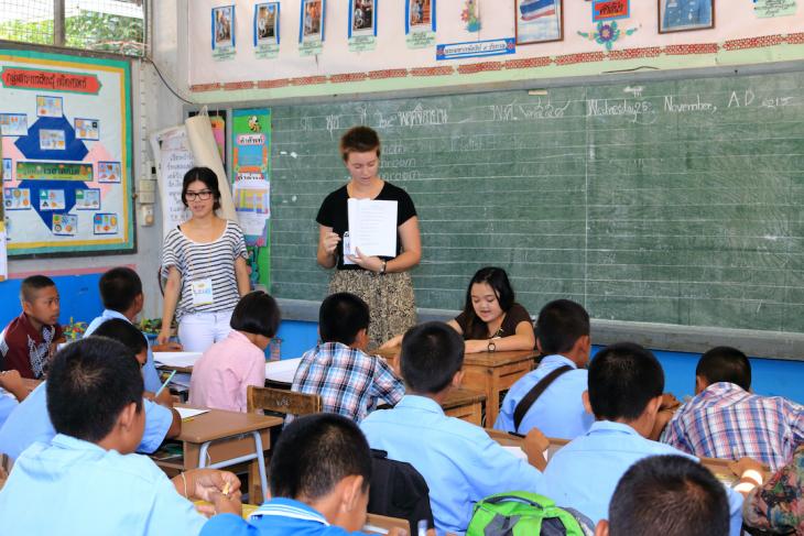 is a tefl certification necessary - photo of teacher abroad